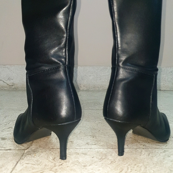 Pointed toe boots - Picture 8 of 12